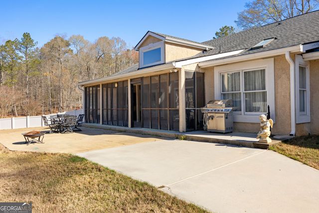 90 Hazelridge Lane, Sharpsburg, GA 30277
