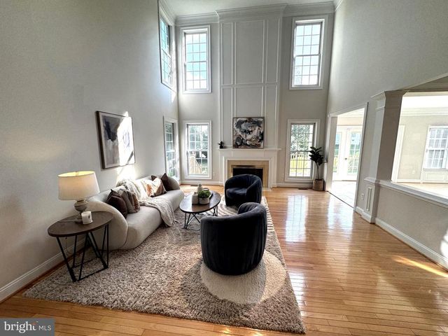 10312 CONISTON, Potomac, MD 20854