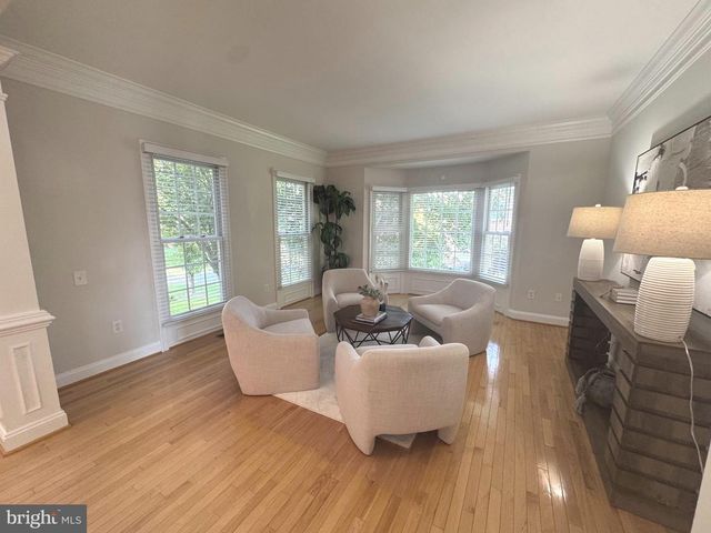10312 CONISTON, Potomac, MD 20854
