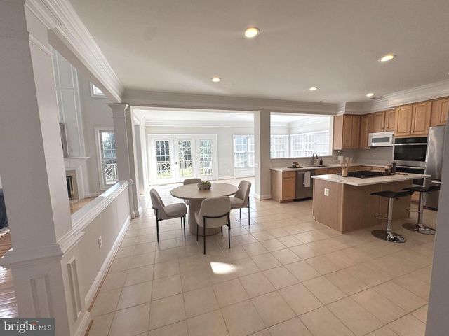 10312 CONISTON, Potomac, MD 20854