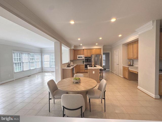 10312 CONISTON, Potomac, MD 20854