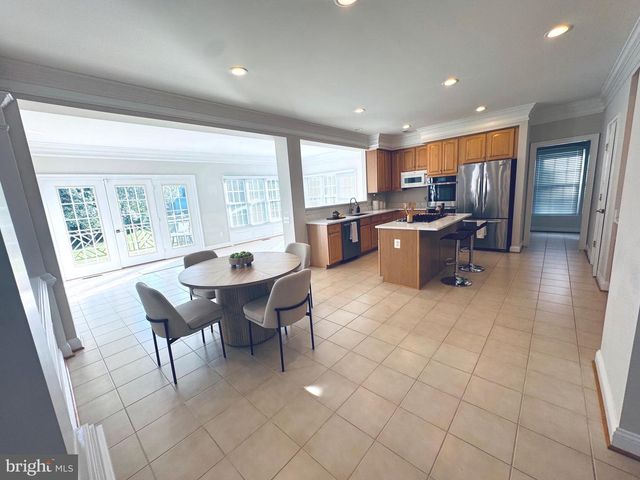 10312 CONISTON, Potomac, MD 20854