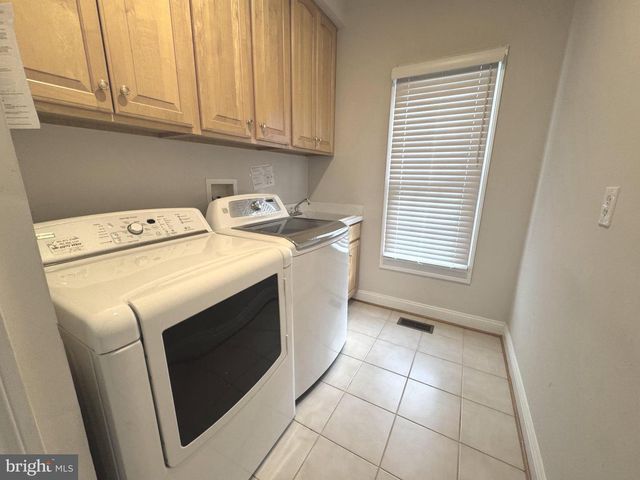 10312 CONISTON, Potomac, MD 20854
