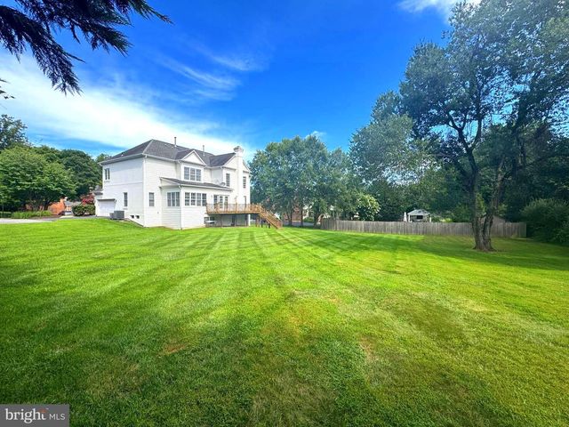 10312 CONISTON, Potomac, MD 20854