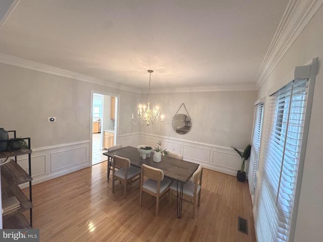 10312 CONISTON, Potomac, MD 20854