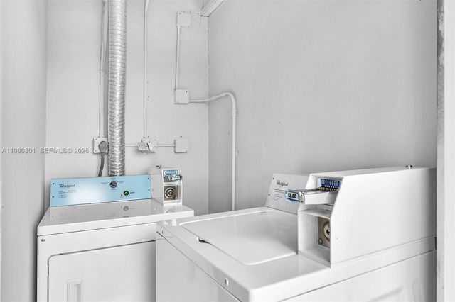 1229 Miami Rd 3, Fort Lauderdale, FL 33316