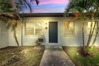 1229 Miami Rd 3, Fort Lauderdale, FL 33316