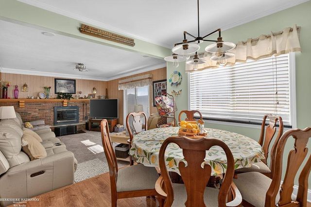 32725 Rugby Drive, Warren, MI 48088
