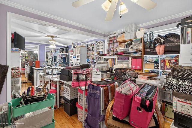 32725 Rugby Drive, Warren, MI 48088