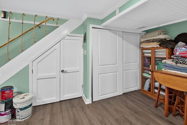32725 Rugby Drive, Warren, MI 48088