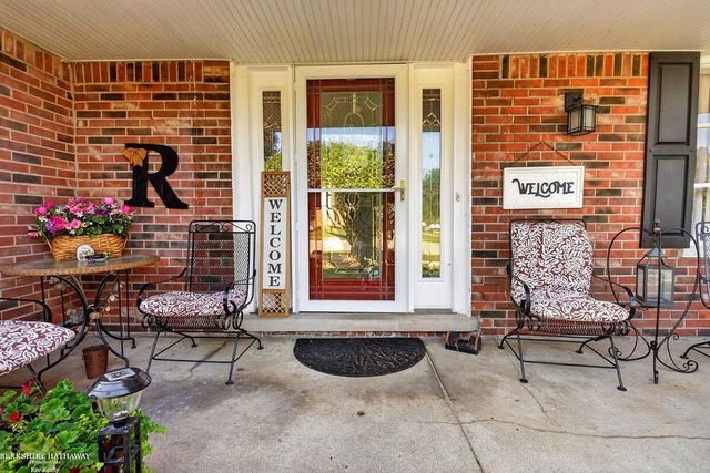 32725 Rugby Drive, Warren, MI 48088