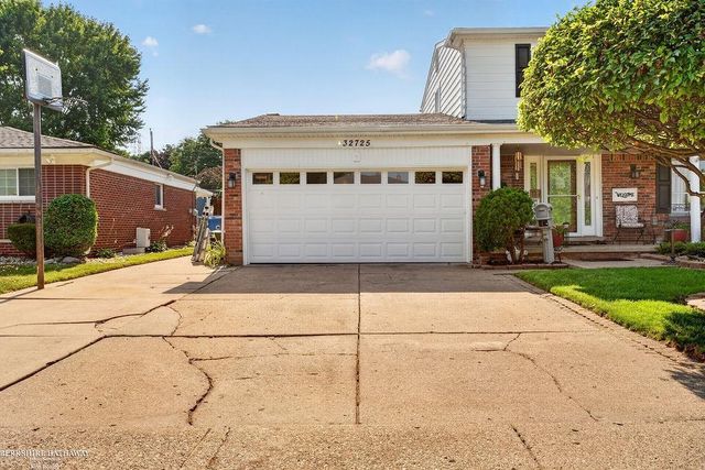 32725 Rugby Drive, Warren, MI 48088