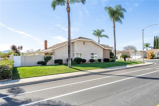 1894 Sunbury, Escondido, CA 92026