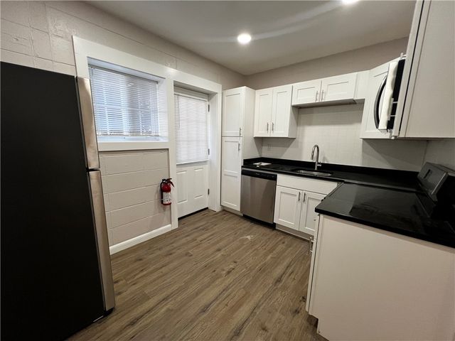 1890 Broad Street 116, Cranston, RI 02905