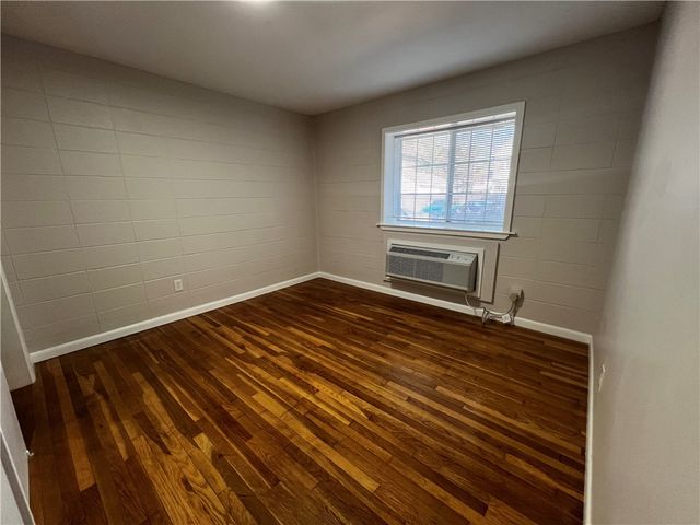 1890 Broad Street 116, Cranston, RI 02905