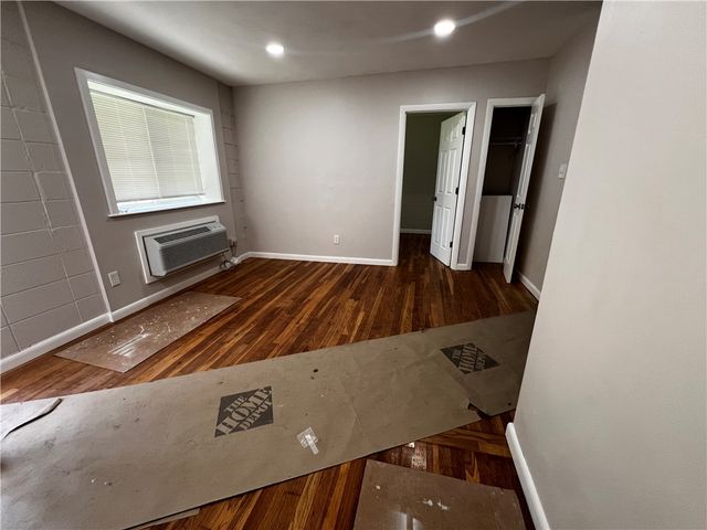 1890 Broad Street 116, Cranston, RI 02905
