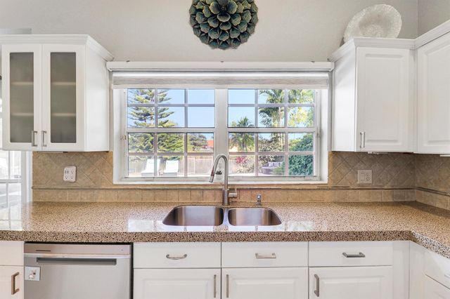 9398 Aqua Vista Boulevard, Boynton Beach, FL 33437