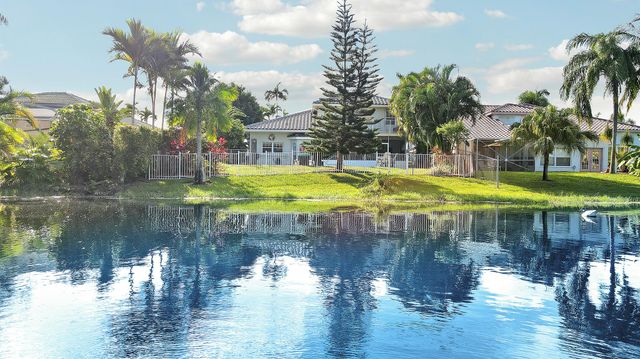 9398 Aqua Vista Boulevard, Boynton Beach, FL 33437