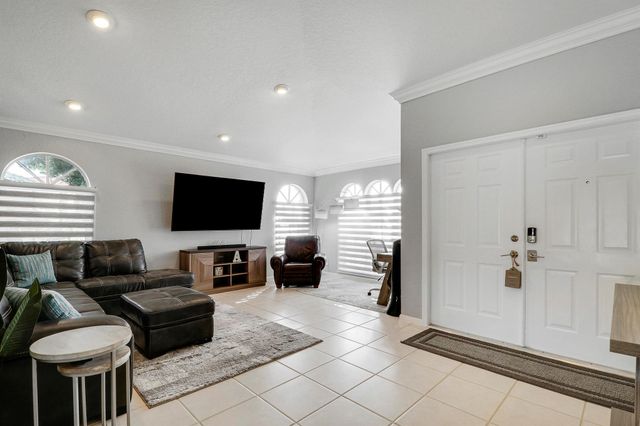 9398 Aqua Vista Boulevard, Boynton Beach, FL 33437