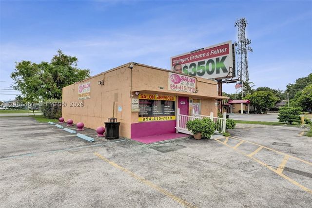 4404 Pembroke Rd, West Park, FL 33021