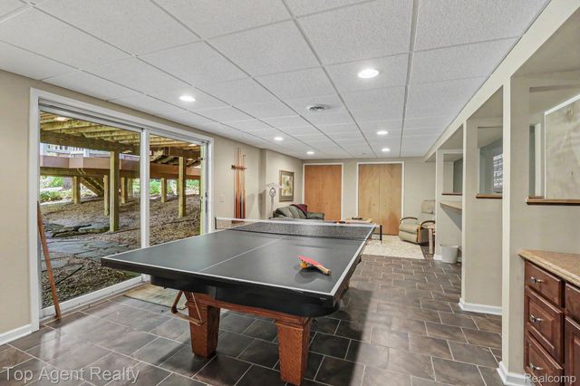 2411 Farmbrook Trail, Addison Township, MI 48370
