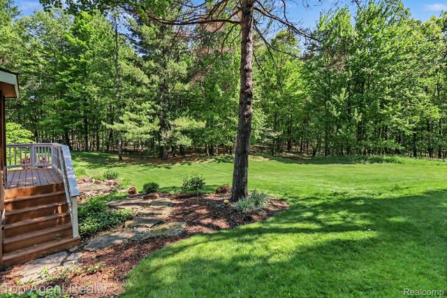 2411 Farmbrook Trail, Addison Township, MI 48370