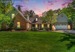 2411 Farmbrook Trail, Addison Township, MI 48370