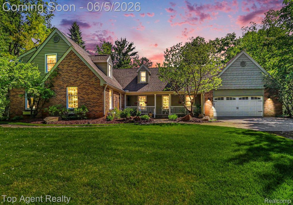 2411 Farmbrook Trail, Addison Township, MI 48370