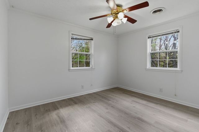 1059 Oakwood Rd, Joelton, TN 37080