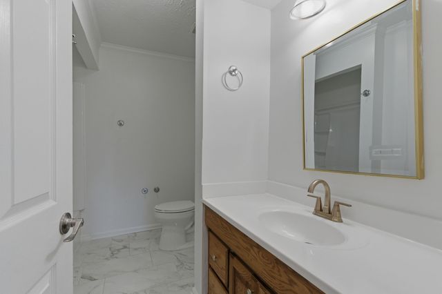 1059 Oakwood Rd, Joelton, TN 37080