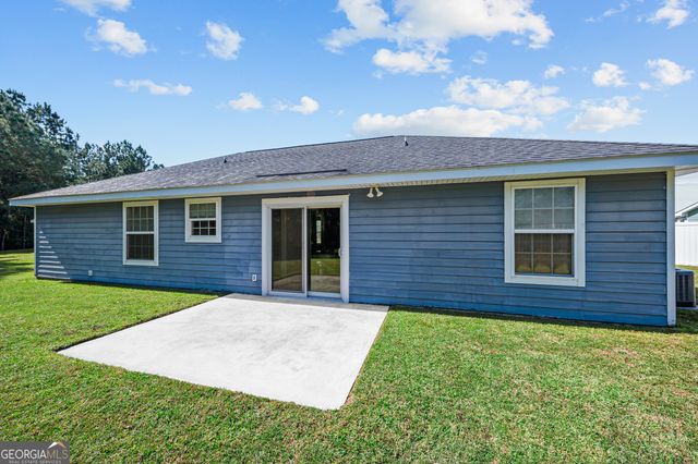 102 Pin Oak Court, Kingsland, GA 31548