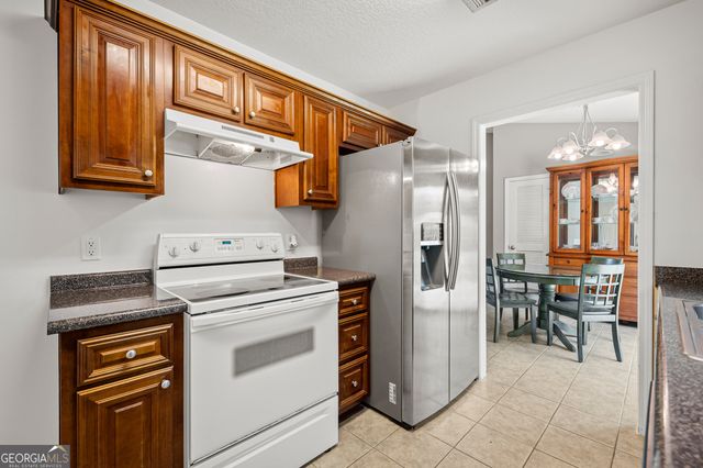 102 Pin Oak Court, Kingsland, GA 31548