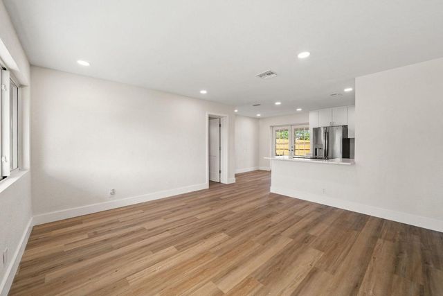 615 Garnett Street, Lantana, FL 33462