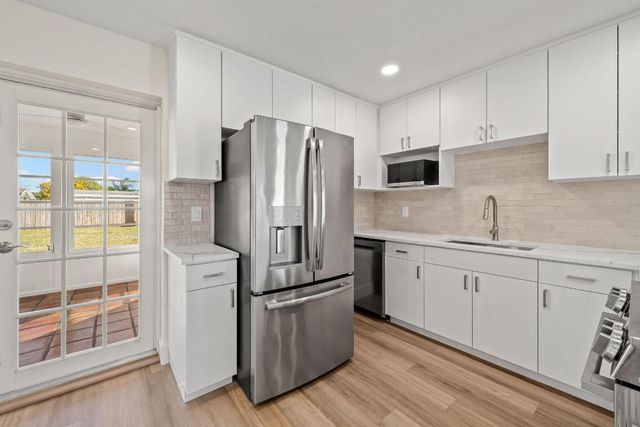 615 Garnett Street, Lantana, FL 33462