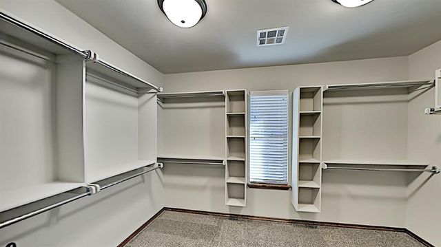 10712 NW 18th Street, Yukon, OK 73099