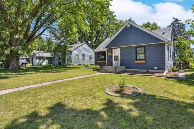 257 S Orange Street, Waconia, MN 55387