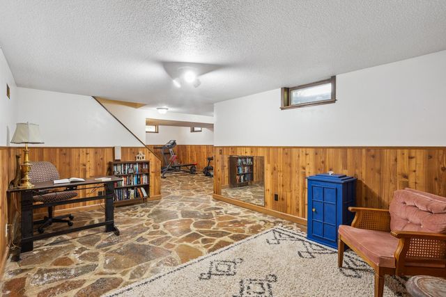 257 S Orange Street, Waconia, MN 55387