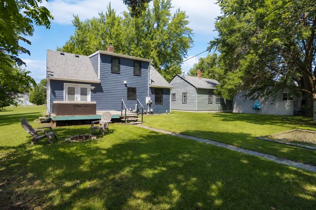 257 S Orange Street, Waconia, MN 55387