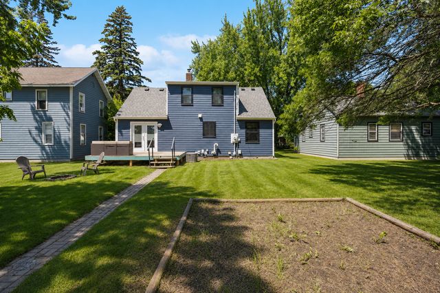 257 S Orange Street, Waconia, MN 55387