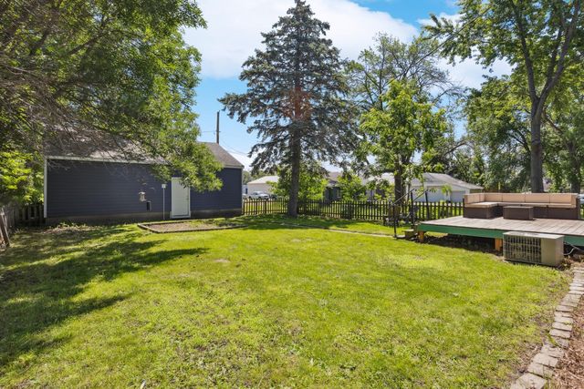 257 S Orange Street, Waconia, MN 55387