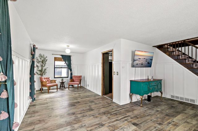 257 S Orange Street, Waconia, MN 55387