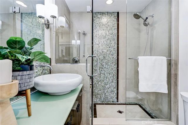 320 31 Street, Manhattan Beach, CA 90266