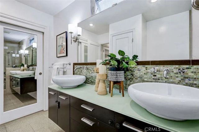 320 31 Street, Manhattan Beach, CA 90266