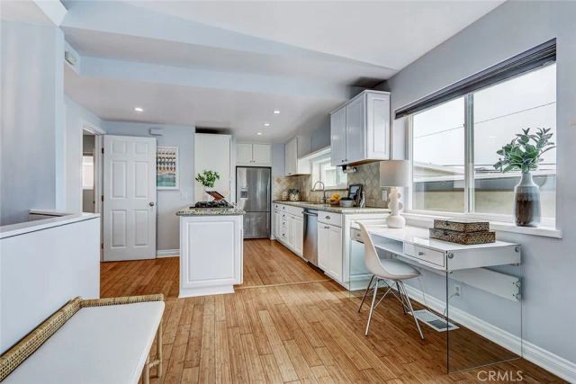 320 31 Street, Manhattan Beach, CA 90266