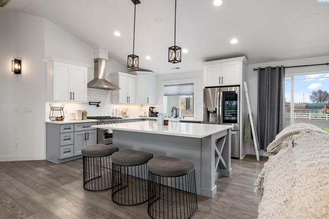 1315 E 19th Ave, Kennewick, WA 99337