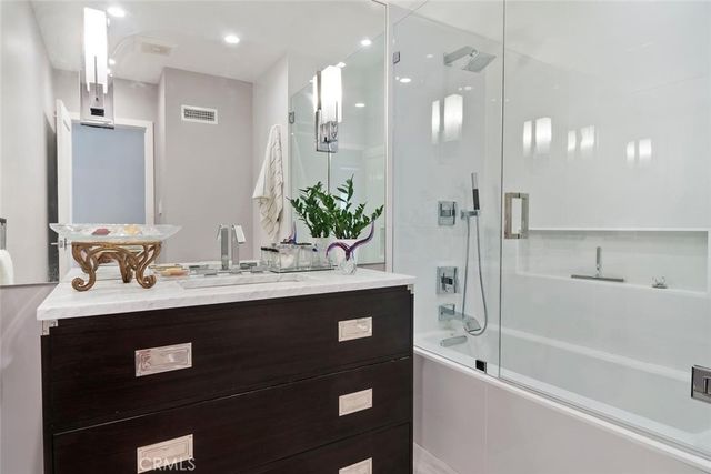 17423 Lemac Street, Northridge, CA 91325