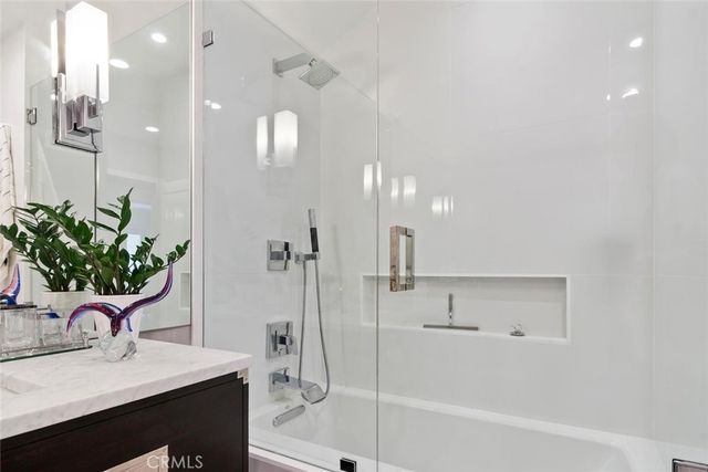 17423 Lemac Street, Northridge, CA 91325