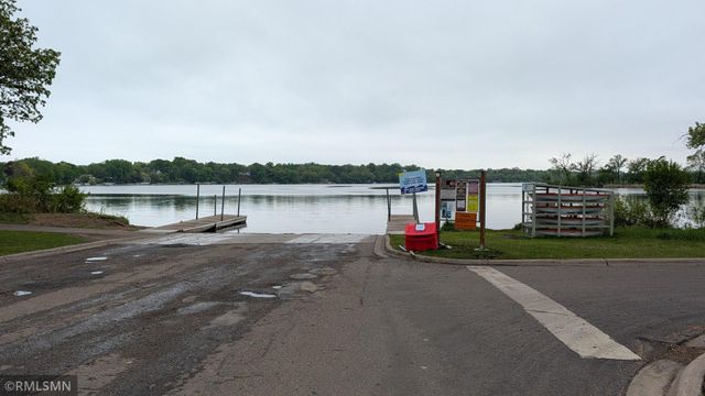 5307 Hugo Road, White Bear Lake, MN 55110
