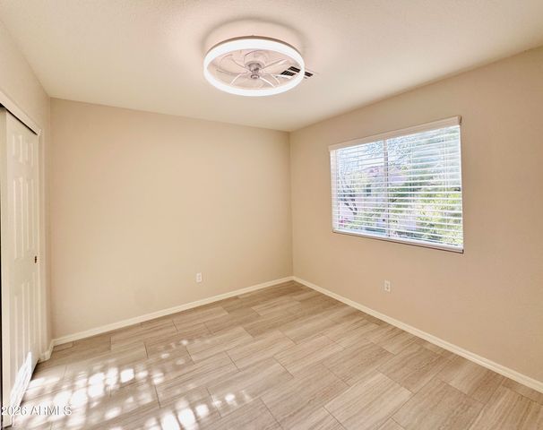 17606 N 17th Place 1004, Phoenix, AZ 85022