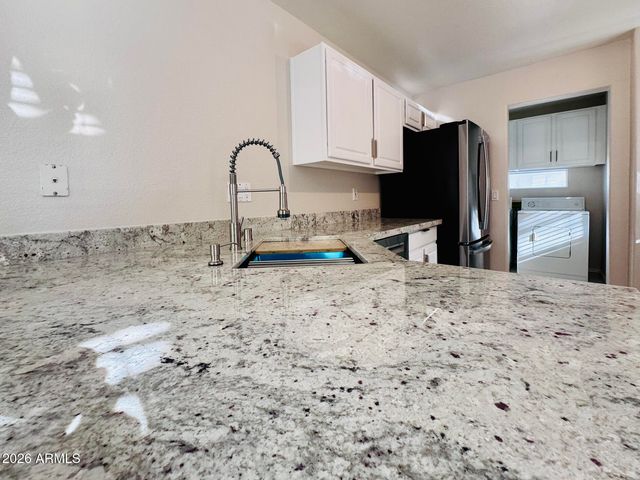 17606 N 17th Place 1004, Phoenix, AZ 85022